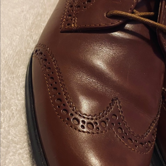 Almost Brand New High Quality Shoes By COLE HAAN - Box 57 - Picture 2 of 6
